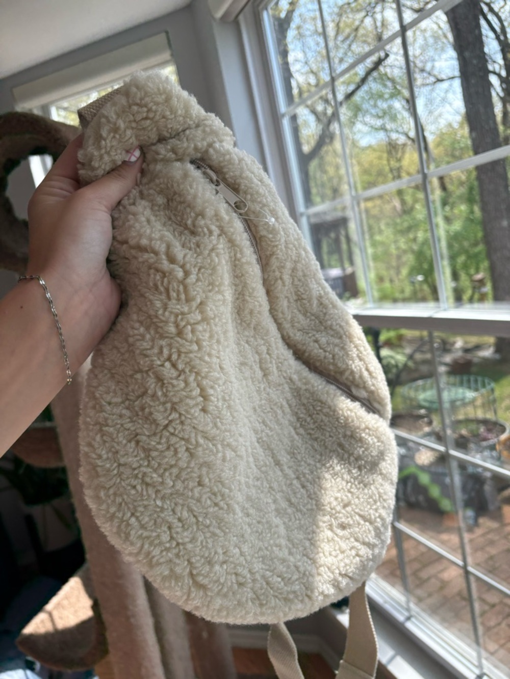 Cozy Cream Sherpa Crossbody Bag - Picture 2 of 4